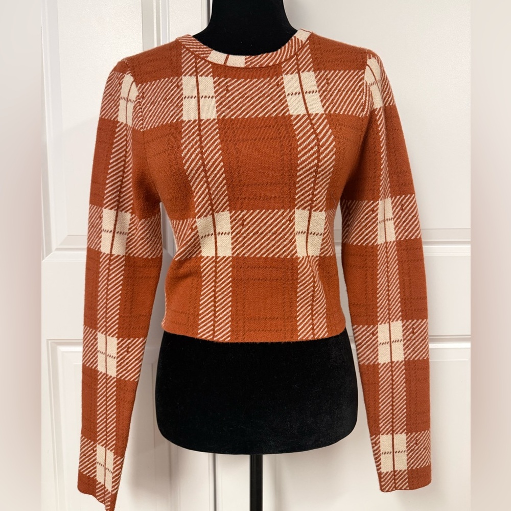 Fashion Nova Plaid Cropped Sweater